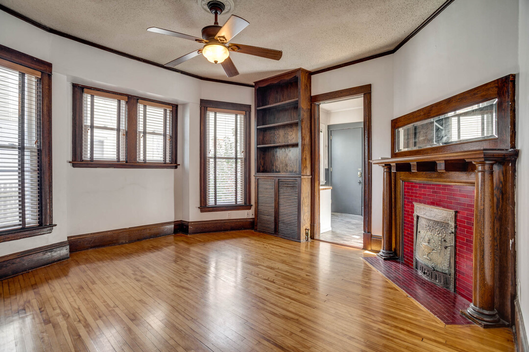 3040 James Ave S, Unit 4 in Minneapolis, MN - Building Photo