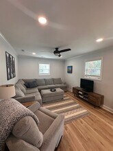 2405 Fisher St in Morehead City, NC - Building Photo - Building Photo