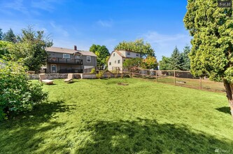 2136 N Callow Ave in Bremerton, WA - Building Photo - Building Photo