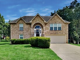 307 Briarwood Ln in Smyrna, TN - Building Photo