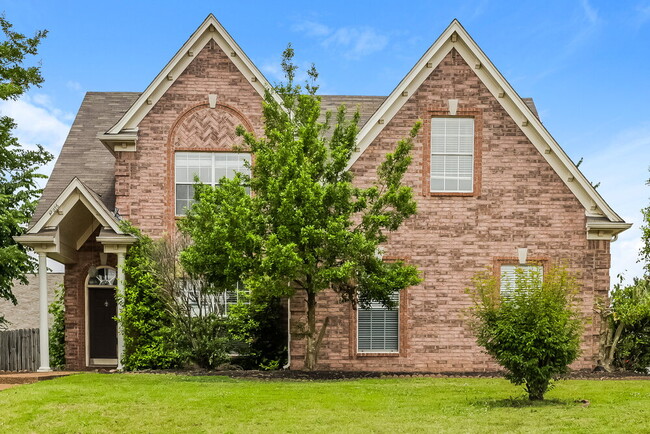 property at 10076 Sutton Ridge Ln