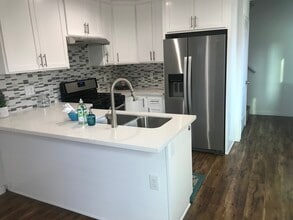 940 Marietta St in Los Angeles, CA - Building Photo - Building Photo