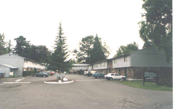 Greenbrier Apartments
