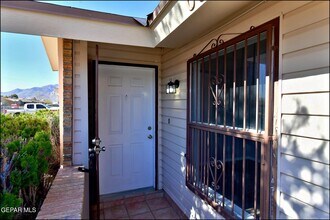 6023 Bridalveil Dr in El Paso, TX - Building Photo - Building Photo