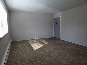 3339-3339 Epworth Ave, Unit 10 in Cincinnati, OH - Building Photo - Building Photo