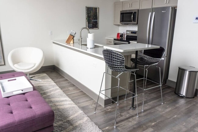 350 East Ave in Rochester, NY - Building Photo - Building Photo