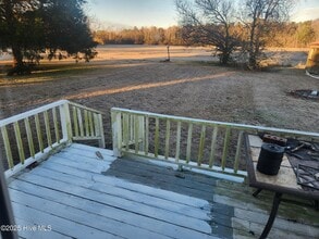 189 Killis Murphy Rd in Pollocksville, NC - Building Photo - Building Photo