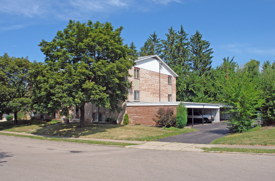 1535 Willamet Rd in Dayton, OH - Building Photo