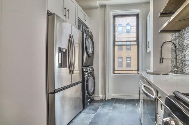 1131 Washington St in Hoboken, NJ - Building Photo - Building Photo