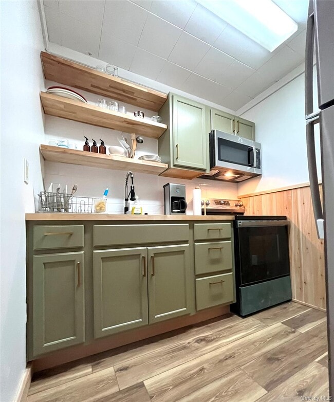 property at 1959 Old Rte 17