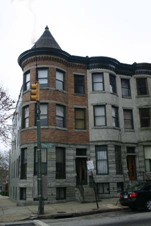 221-223 E Preston St in Baltimore, MD - Foto de edificio - Building Photo