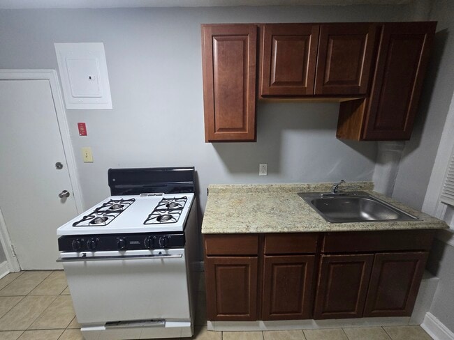 property at 3413 W 10th St