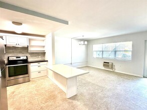 28 Ventnor Dr, Unit 28 in Deerfield Beach, FL - Building Photo - Building Photo