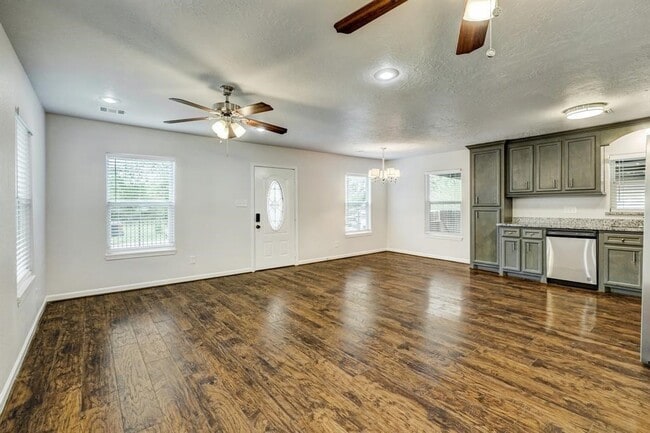 property at 607 E 43rd St