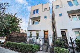 1315 Nagle St in Houston, TX - Building Photo