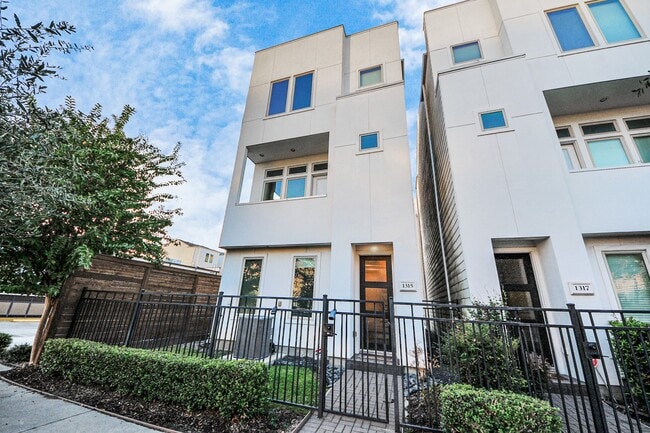 property at 1315 Nagle St