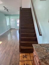 939 Meacham Ave in Linden, NJ - Foto de edificio - Building Photo