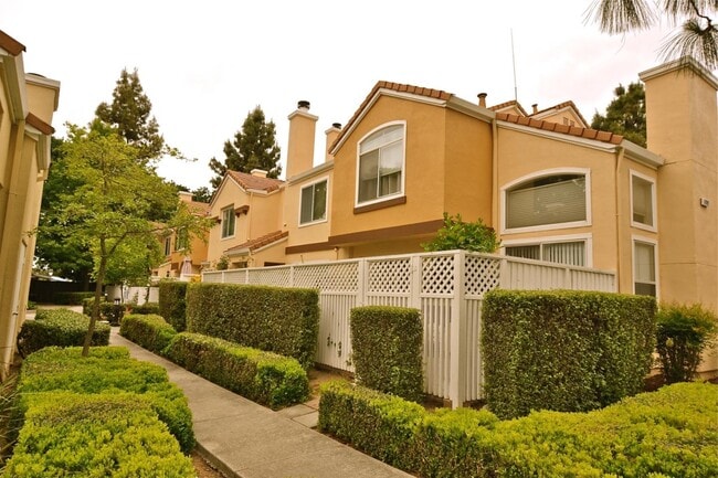 property at 6909 Rodling Dr