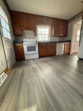 608 N Wilba Rd in Mebane, NC - Building Photo - Building Photo