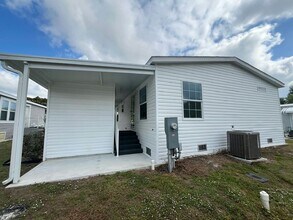 337 Eland Dr in North Fort Myers, FL - Building Photo - Building Photo