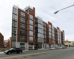 Rhapsody Condominiums in Washington, DC - Foto de edificio - Building Photo