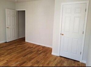 45 Hawkins St in Newark, NJ - Building Photo - Building Photo