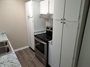 9611 Dunwoody Dr in Savannah, GA - Building Photo - Building Photo