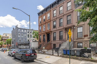46 Palmetto St in Brooklyn, NY - Foto de edificio - Building Photo