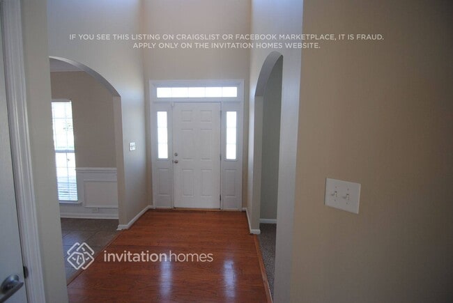 10417 Gold Pan Rd in Charlotte, NC - Foto de edificio - Building Photo