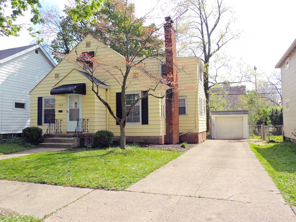 1473 S Noble Rd in Cleveland Heights, OH - Building Photo