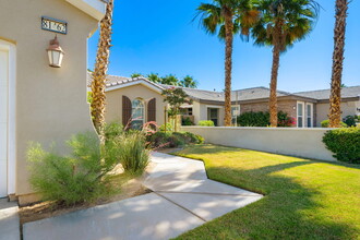 81462 Joshua Tree Ct in La Quinta, CA - Foto de edificio - Building Photo