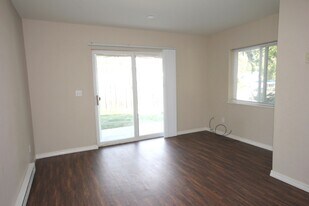 144 3rd St W in Whitefish, MT - Building Photo