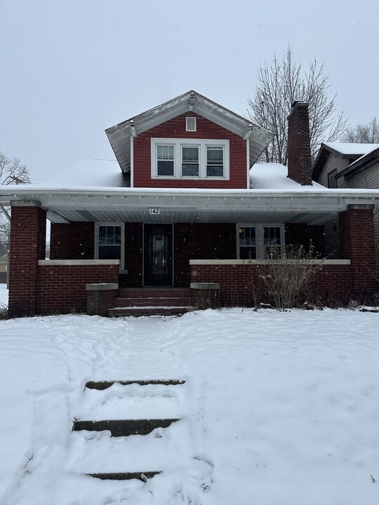 142 Altgeld St in South Bend, IN - Building Photo