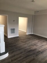 3735 Oakmont Ave in Baltimore, MD - Building Photo - Building Photo