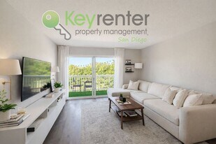 3030 Suncrest Dr in San Diego, CA - Building Photo