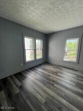 369 Windsor St in Akron, OH - Building Photo - Building Photo