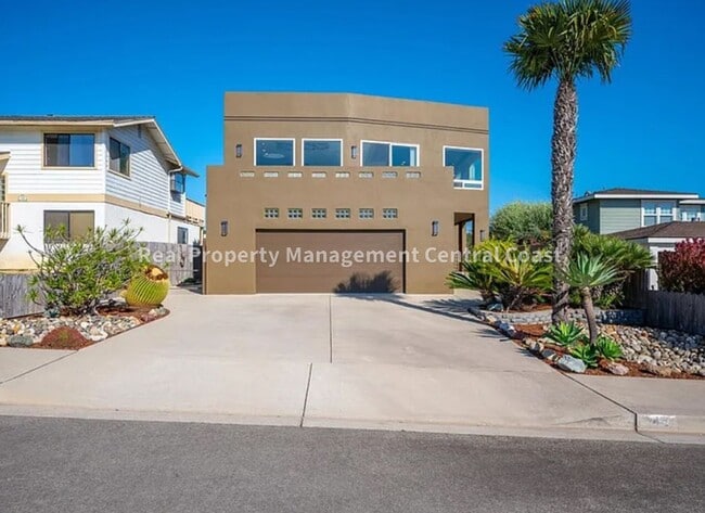 property at 342 N 10th St