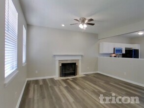 10810 Running Brook Rd in Indianapolis, IN - Building Photo - Building Photo