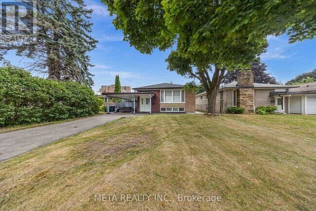 property at 21 Gloaming Dr