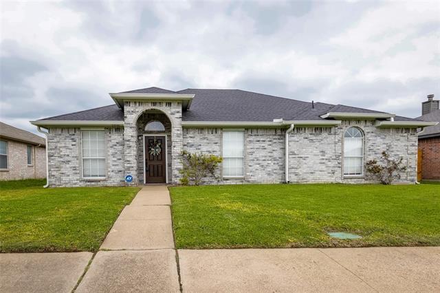 1529 Allen Dr in Mesquite, TX - Building Photo