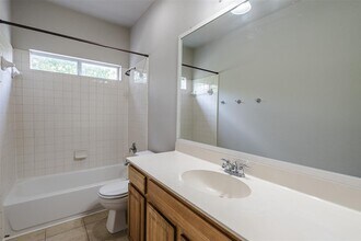 3316 Blumie St in Austin, TX - Building Photo - Building Photo