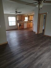 1503 Osborne St in Salina, KS - Foto de edificio - Building Photo