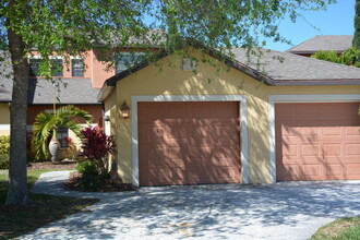 1055 Luminary Cir in Melbourne, FL - Building Photo - Building Photo