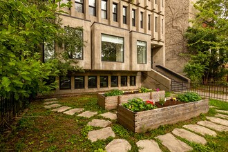 4387 De L'esplanade Av in Montréal, QC - Building Photo - Building Photo