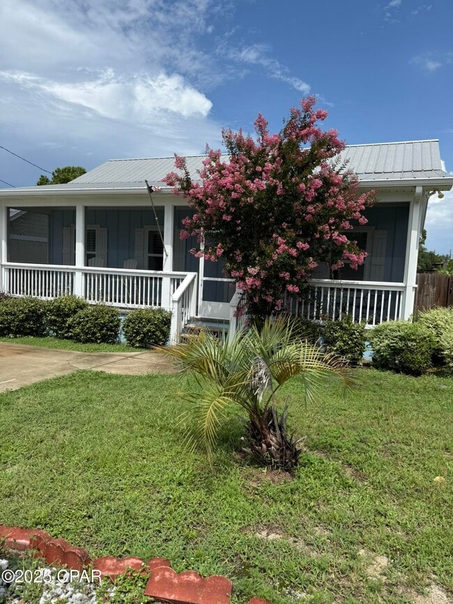 property at 325 Governor Dr