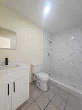 3196 49th Ln S in Lake Worth Beach, FL - Building Photo - Building Photo