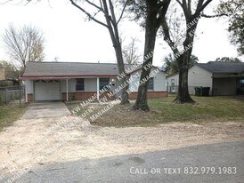 11914 Meadowpass St in Houston, TX - Building Photo