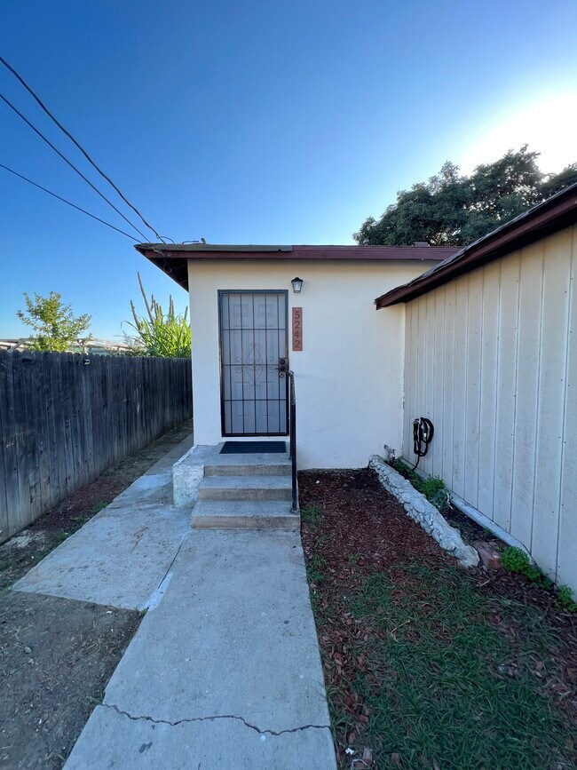 5242 Fostoria St Rentals in Cudahy, CA