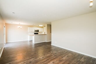 305 Stewart Springs Dr in Smyrna, TN - Foto de edificio - Building Photo