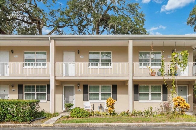 property at 2500 Lee Rd